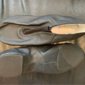 Men’s black jazz shoes. New. Bloch. Size 8.5